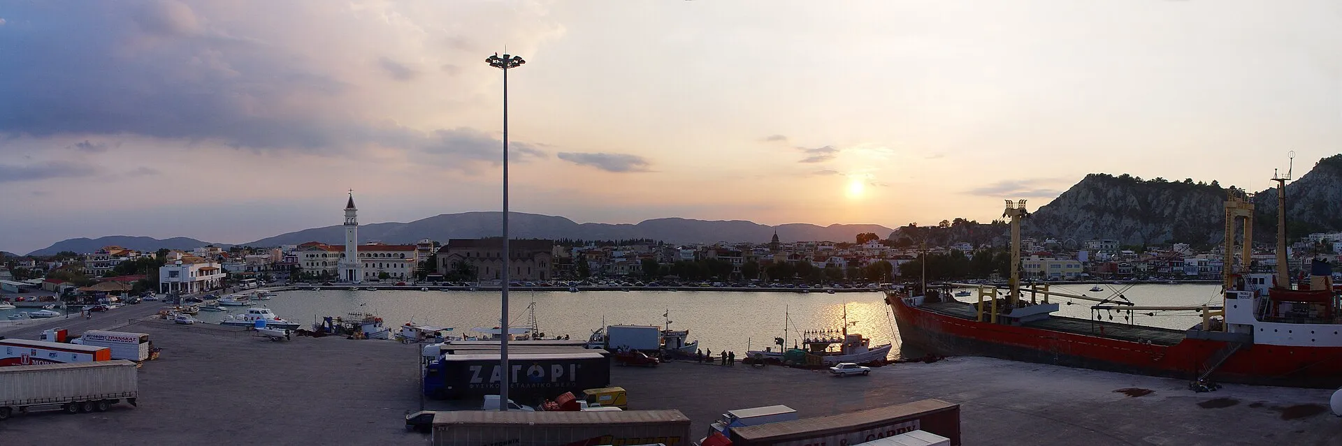 Sonnenuntergangs-Kreuzfahrt — Ionische Abendfahrt